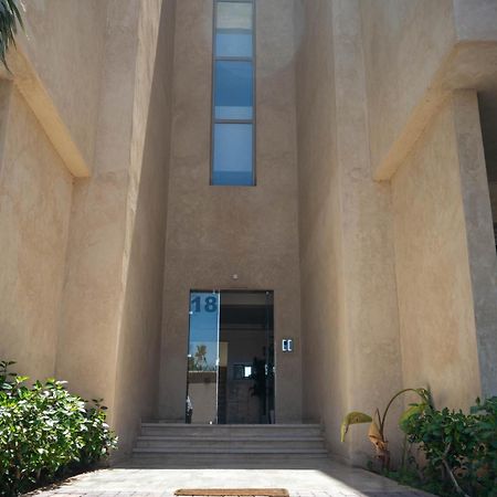 Magnifique Appartement Moderne De 2 Chambres Avec Piscine A 10 Min Du Centre De Marrakech Marraquexe Exterior foto