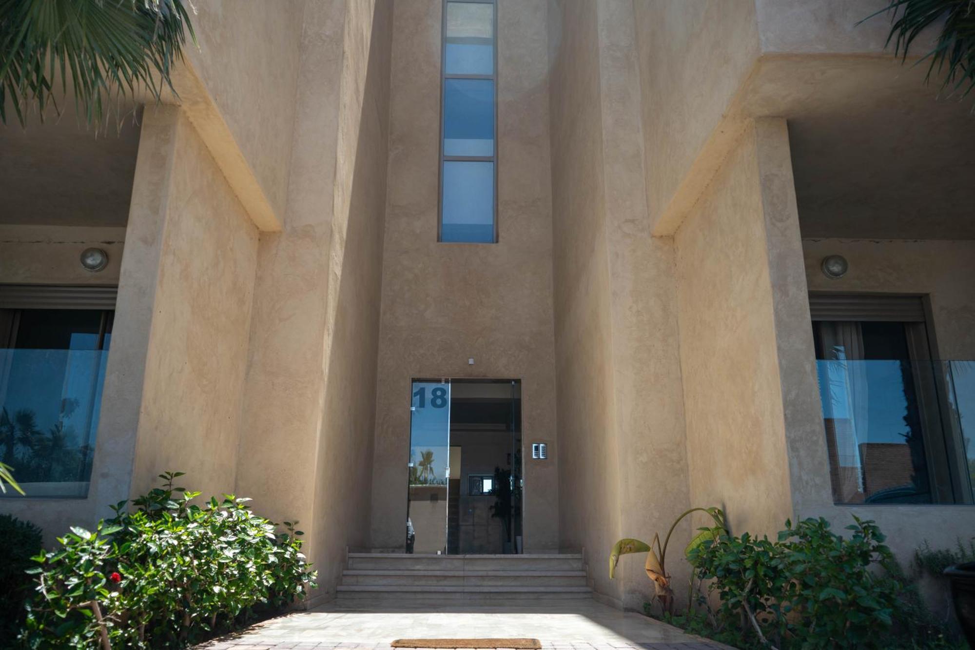 Magnifique Appartement Moderne De 2 Chambres Avec Piscine A 10 Min Du Centre De Marrakech Marraquexe Exterior foto
